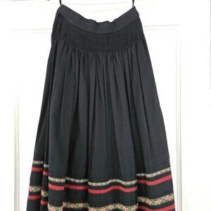 Vintage Authentic  Geiger Tyrol Austrian Dirndl Skirt S-38